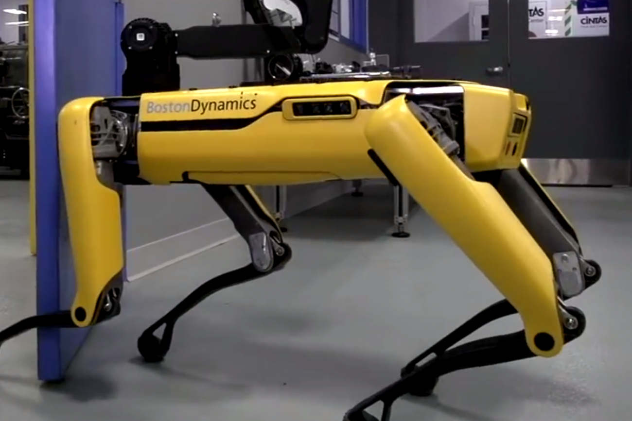 Robodog Can Now Open Doors, And We’re All Doomed
