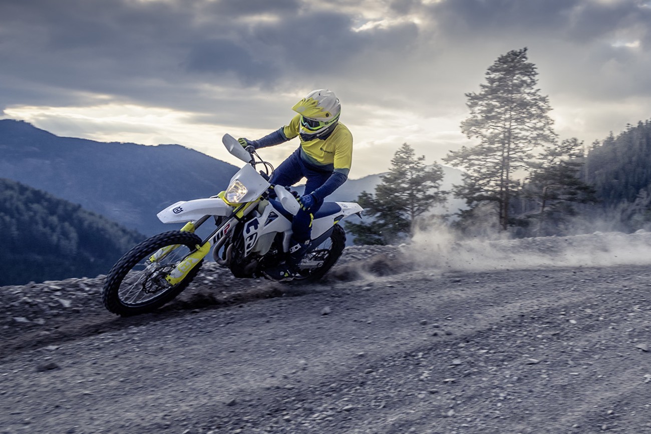 Husqvarna adventure best sale bike 2020